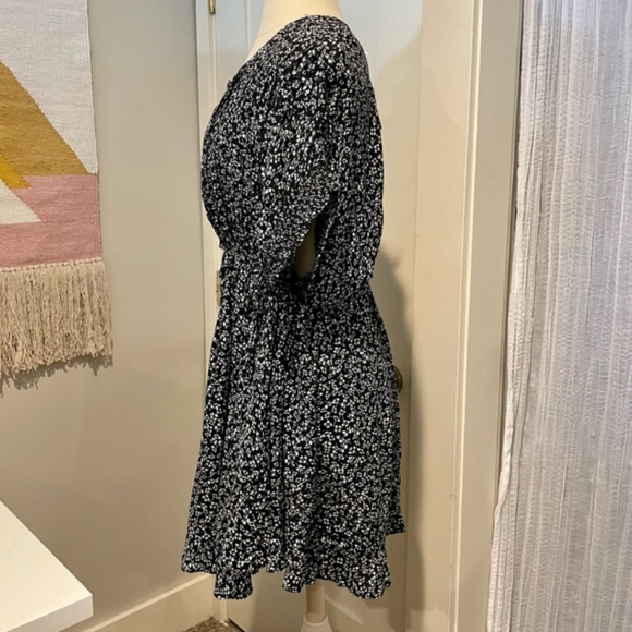 Free People Floral  Ruffles Mini Dress Large - Picture 14 of 16
